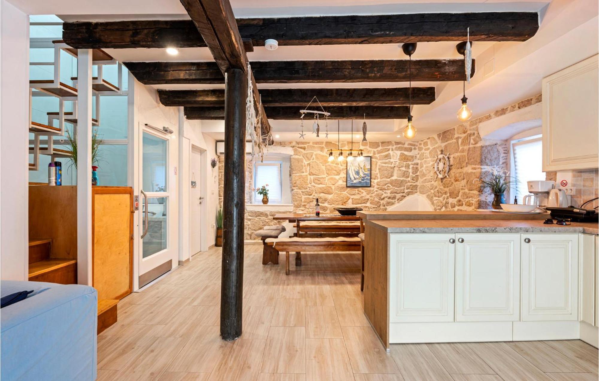 4 Bedroom Stunning Home In Murter Buitenkant foto