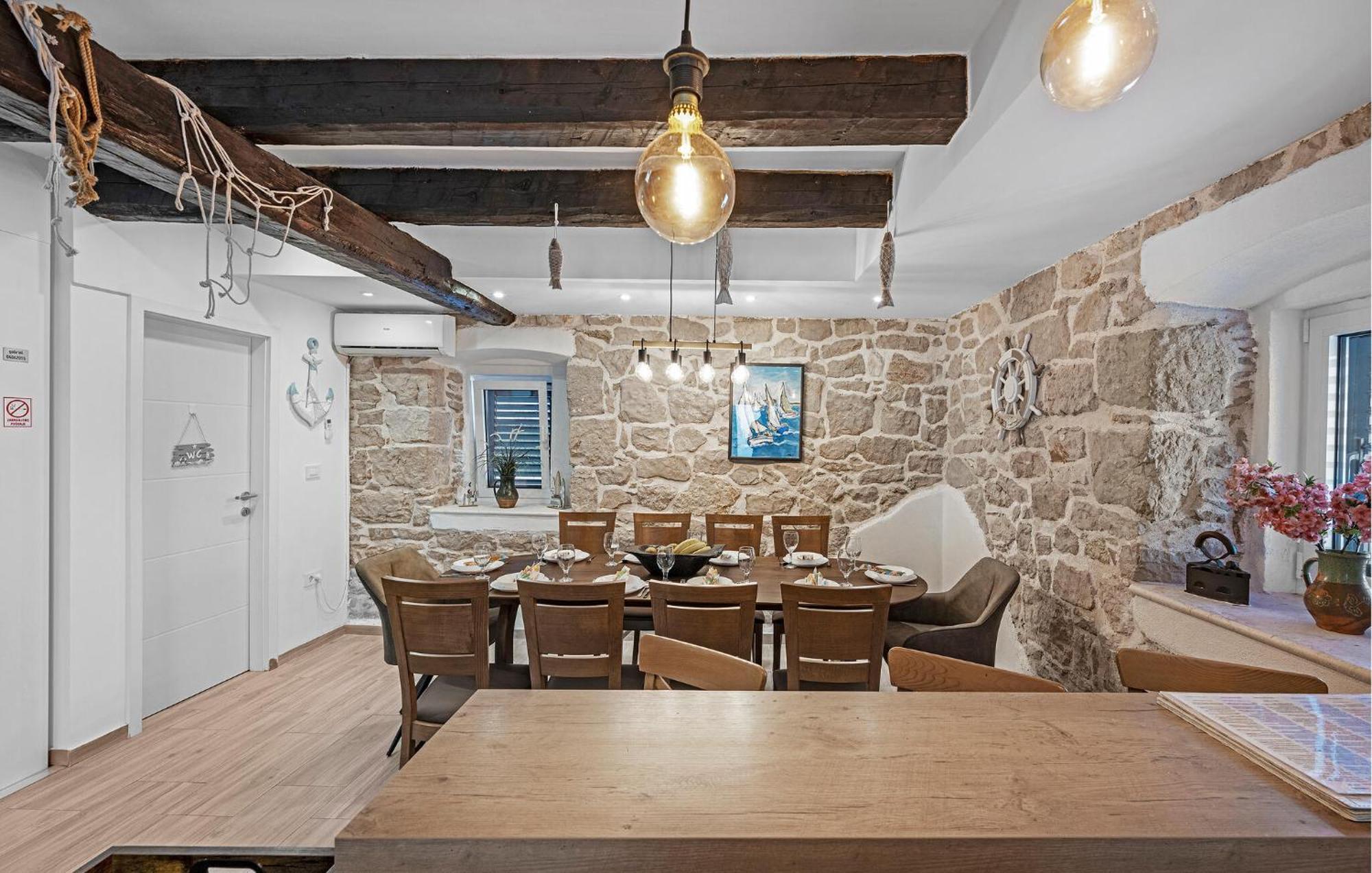 4 Bedroom Stunning Home In Murter Buitenkant foto