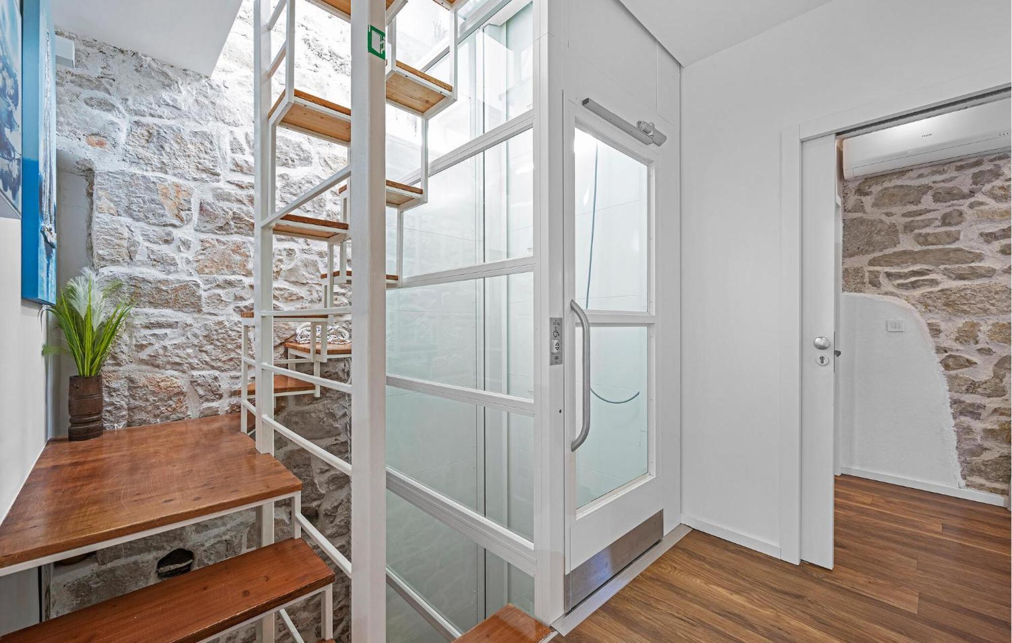 4 Bedroom Stunning Home In Murter Buitenkant foto