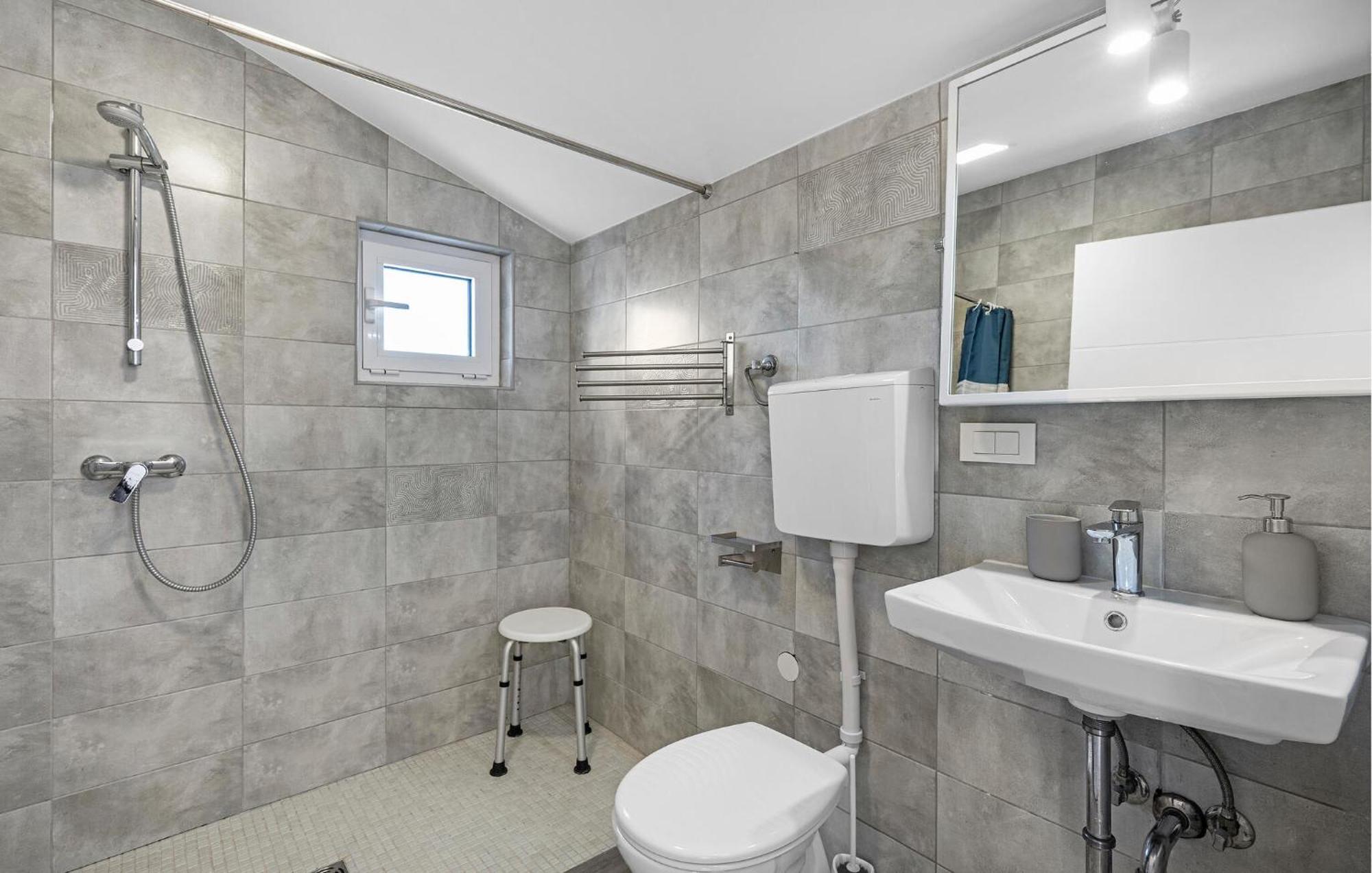 4 Bedroom Stunning Home In Murter Buitenkant foto