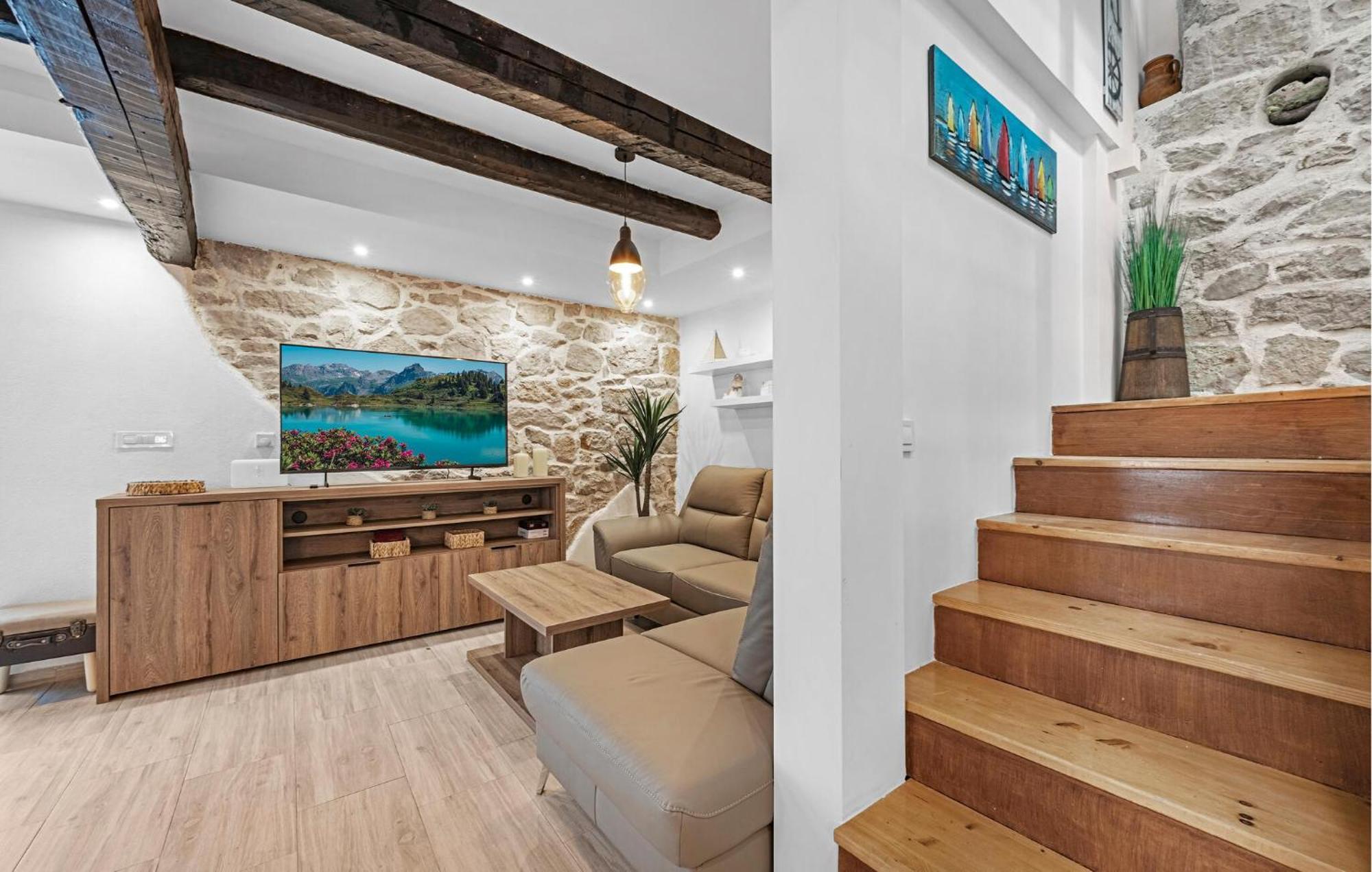 4 Bedroom Stunning Home In Murter Buitenkant foto