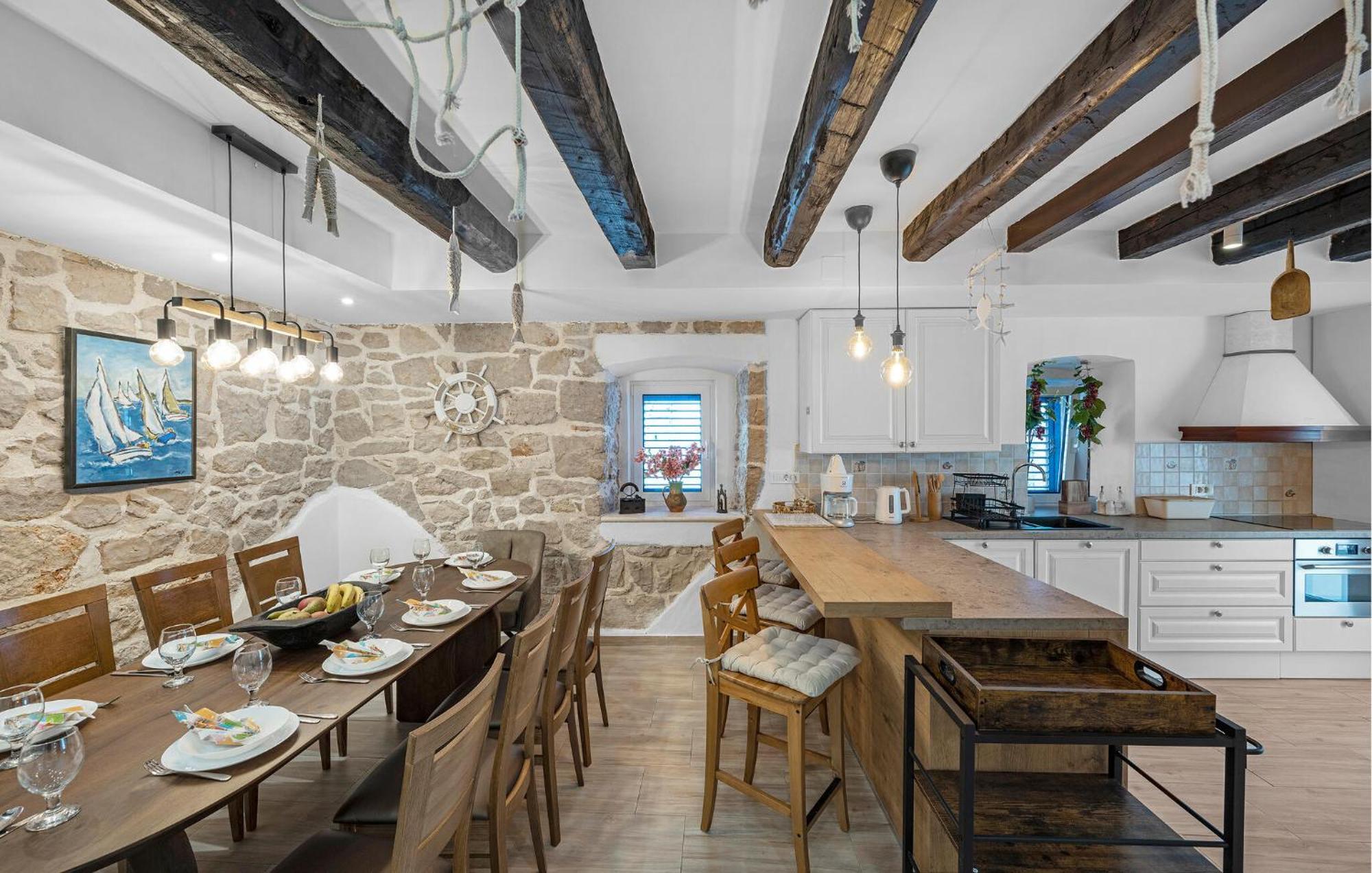 4 Bedroom Stunning Home In Murter Buitenkant foto